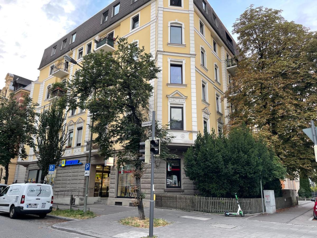 Apartment Am Roten Tor Augsburg Exterior foto